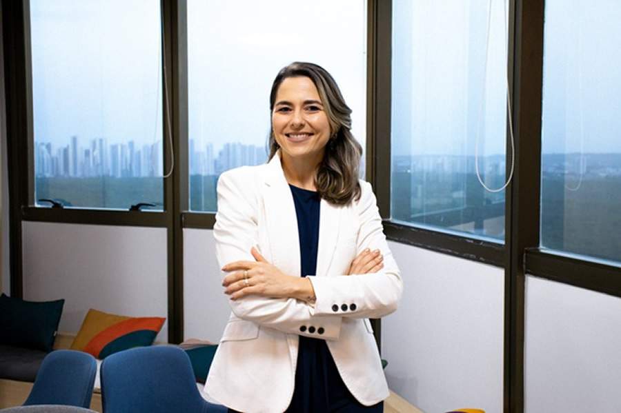 Rafaela Lucena, sócia e especialista em Soluções em RH da Bernhoeft