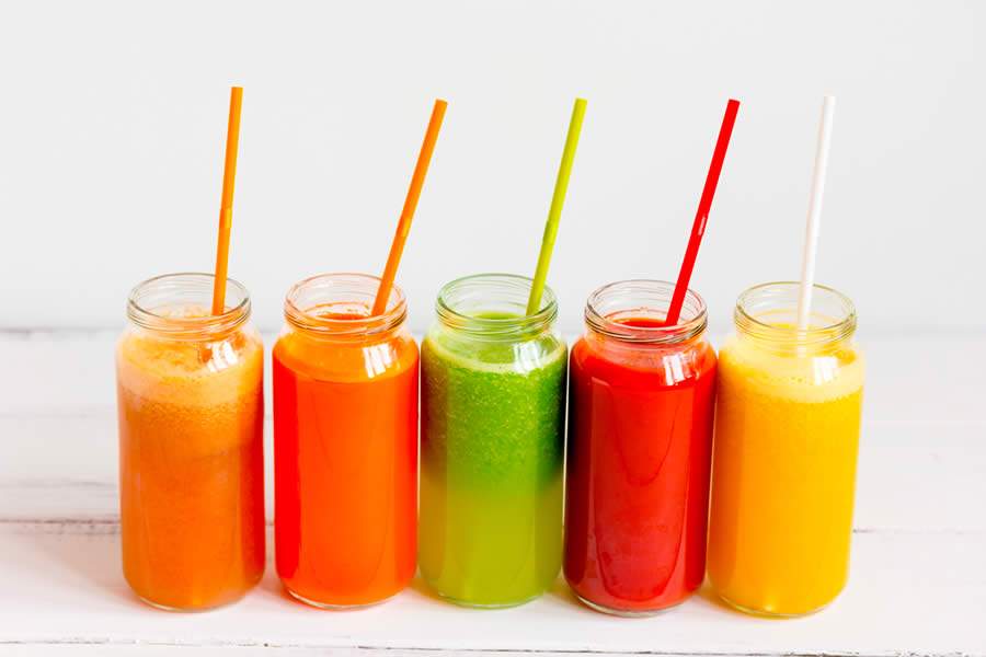 Alerta tempo seco: sucos funcionais ajudam a manter o corpo hidratado