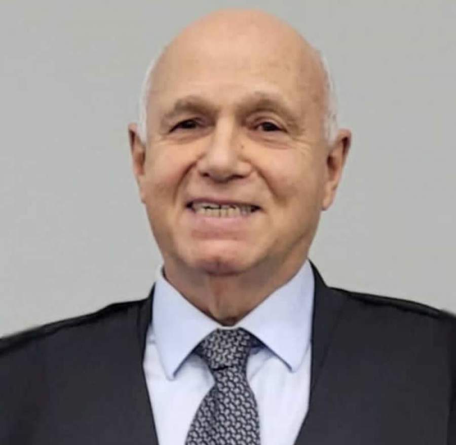 Voltaire Marenzi - Advogado e Professor