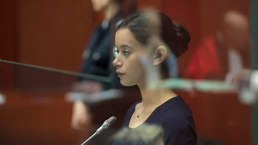 A atriz Melissa Guers como Lisa no filme &#039;A Garota da Pulseira&#039; (crédito: divulgação)