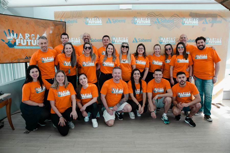 Time de Servi&ccedil;os Financeiros no Cost&atilde;o do Santinho Foto - Divulga&ccedil;&atilde;o Sabemi