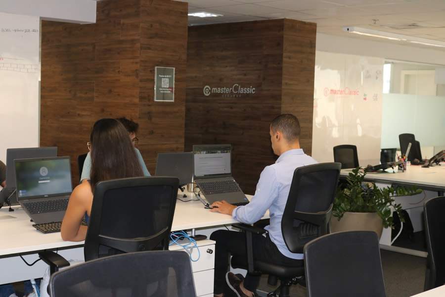 Seguro de vida: uma base essencial para o planejamento financeiro familiar - Cr&eacute;dito - Magnun Bussardes