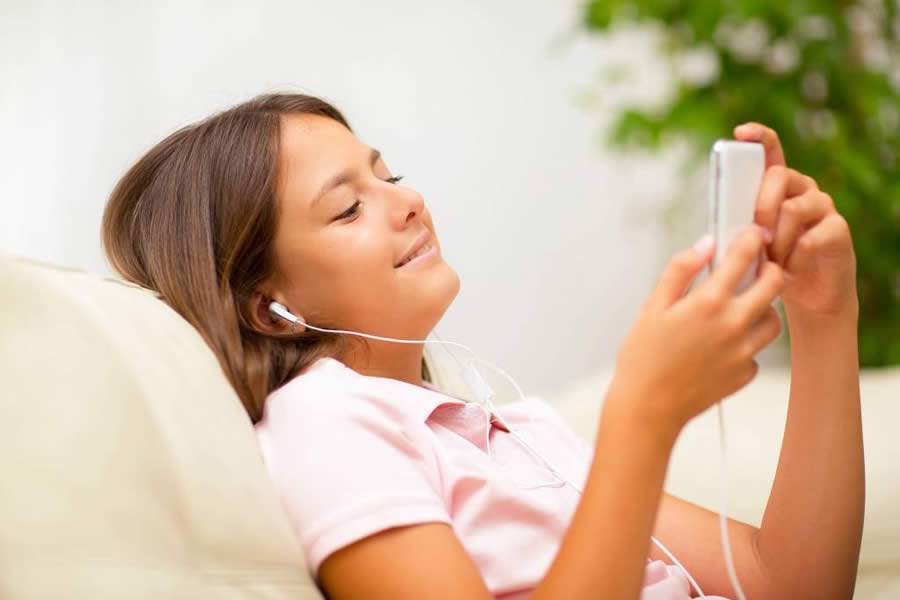 A sa&uacute;de auditiva dos jovens