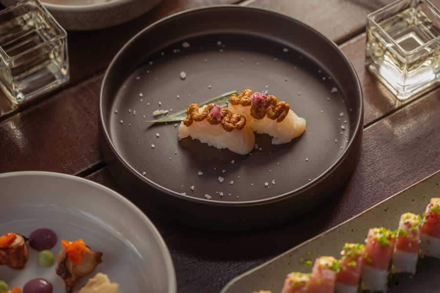 Niguiri Cremede Uni - do Nuu Nikkei - Vieiras - Foto por Jennyfer Fran&ccedil;a 