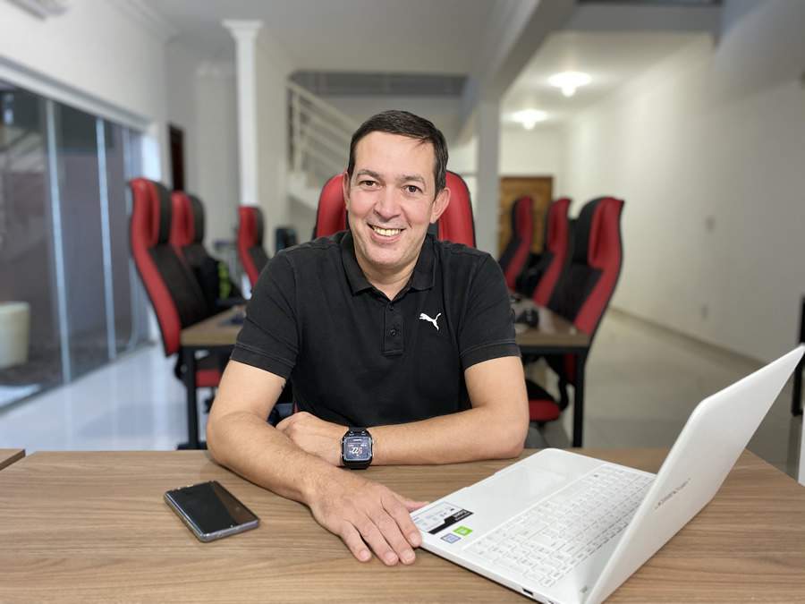 Cl&aacute;udio Dias, CEO e s&oacute;cio-fundador do Magis5