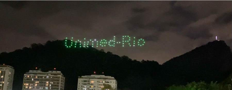Show inédito de drones encanta cariocas no aniversário da Unimed-Rio