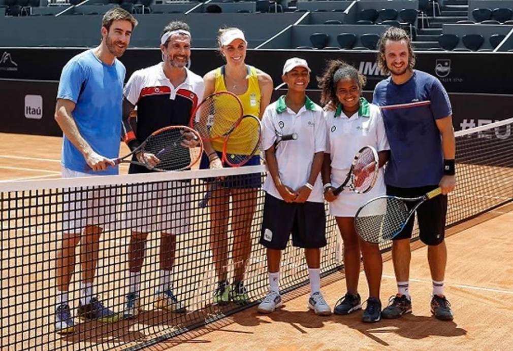 Da esquerda para a direita - Lui Carvalho, Nicola Siri, Bia Haddad, Fernando Alves, Vitória Lopes e Daniel Erthal