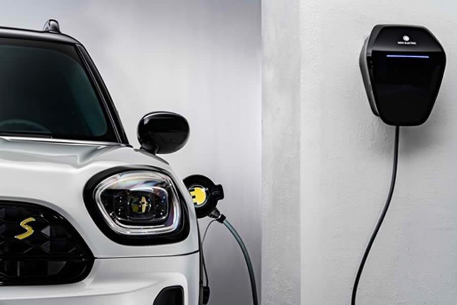 MINI oferece condi&ccedil;&otilde;es especiais de financiamento e instala&ccedil;&atilde;o gratuita para MINI Wallbox em novembro