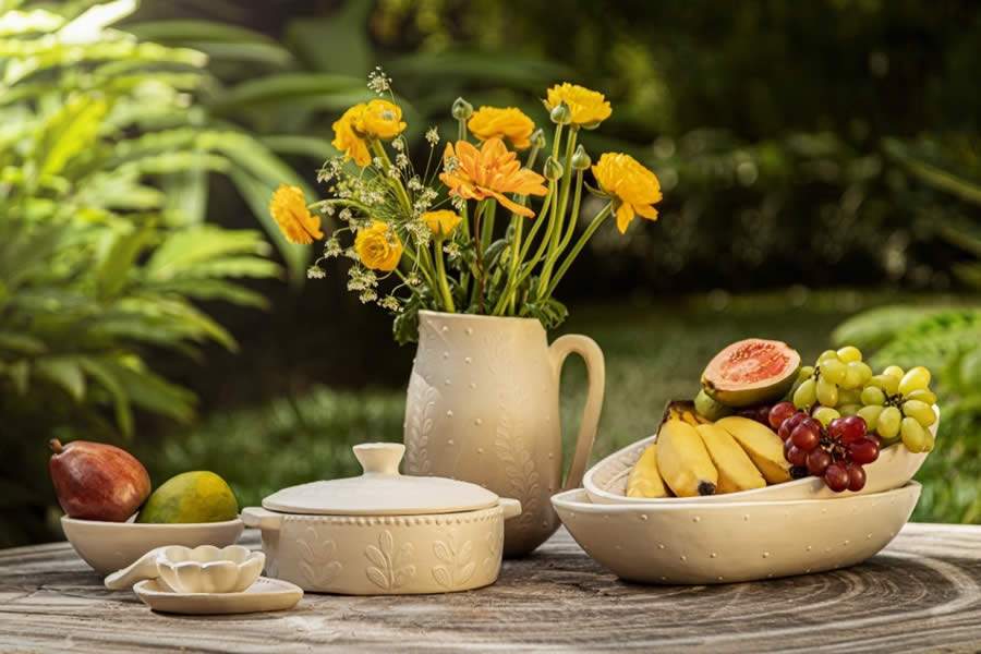 Camicado Lança Coleção Mestras Do Barro