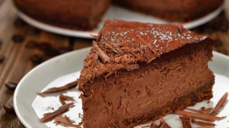 Cheesecake gelado de chocolate com café