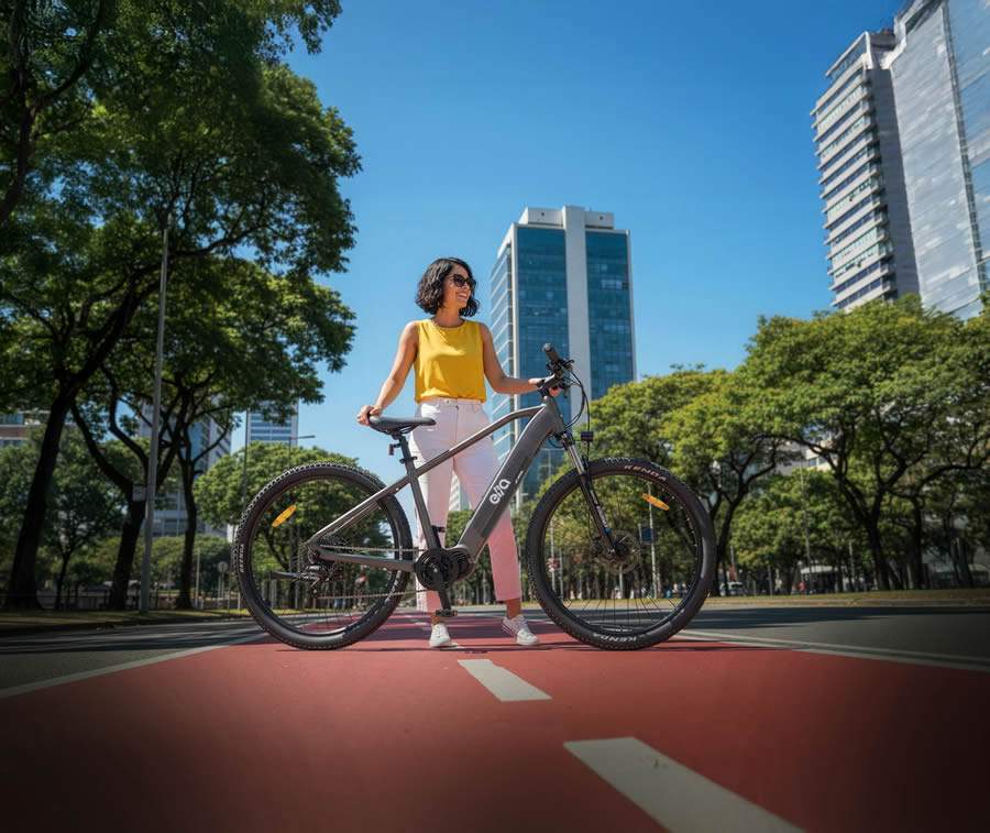  E-bikes auxiliam nos deslocamentos em grandes centros urbanos - Divulga&ccedil;&atilde;o/Moura