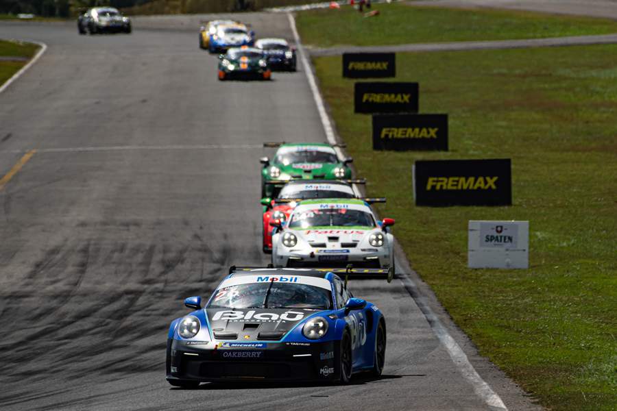 A Porsche Cup é uma das categorias mais velozes do automobilismo brasileiro - (José Mário Dias)