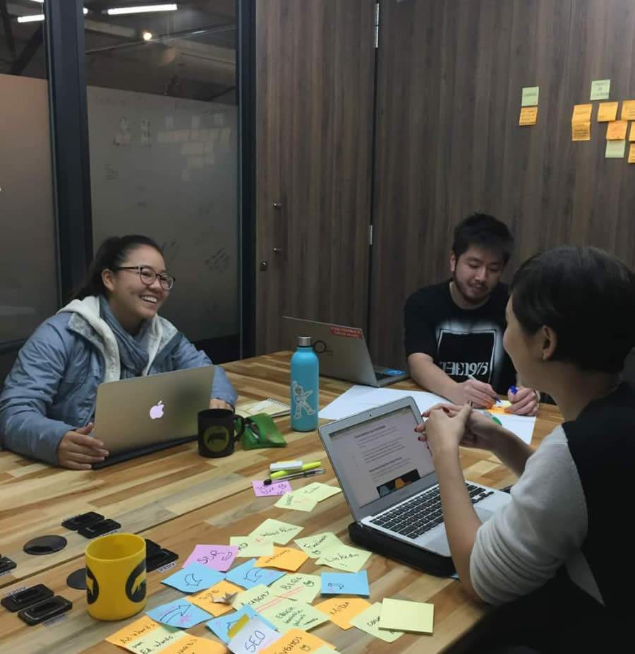 Feedback gera engajamento. Engajamento d&aacute; lucro. E os millenials nisso?