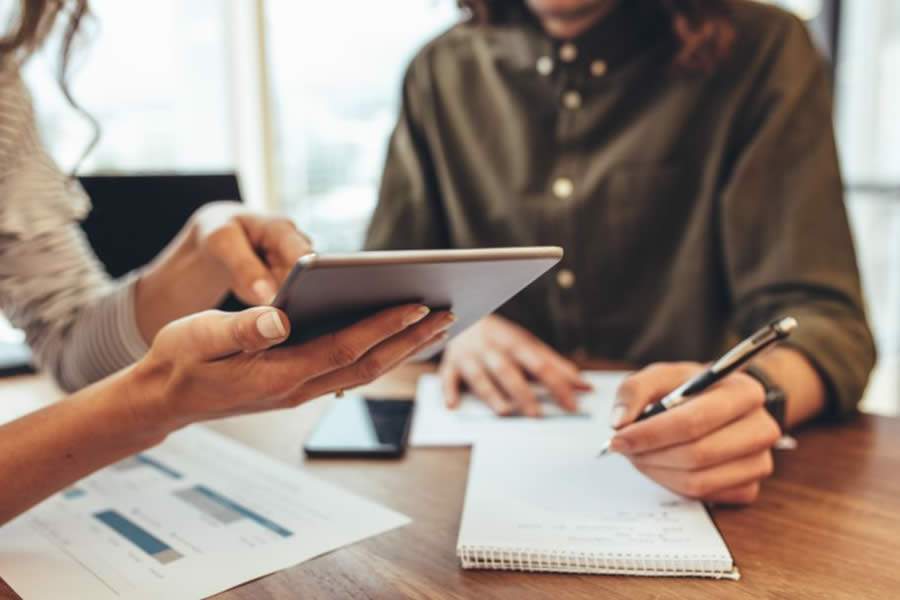 Outsourcing of Things: qual a influ&ecirc;ncia sobre a gest&atilde;o de neg&oacute;cios das empresas?