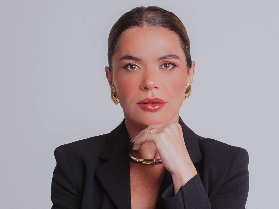 Profissionais liberais entram em alerta para 2026 com revis&atilde;o do Simples e novas regras do IR