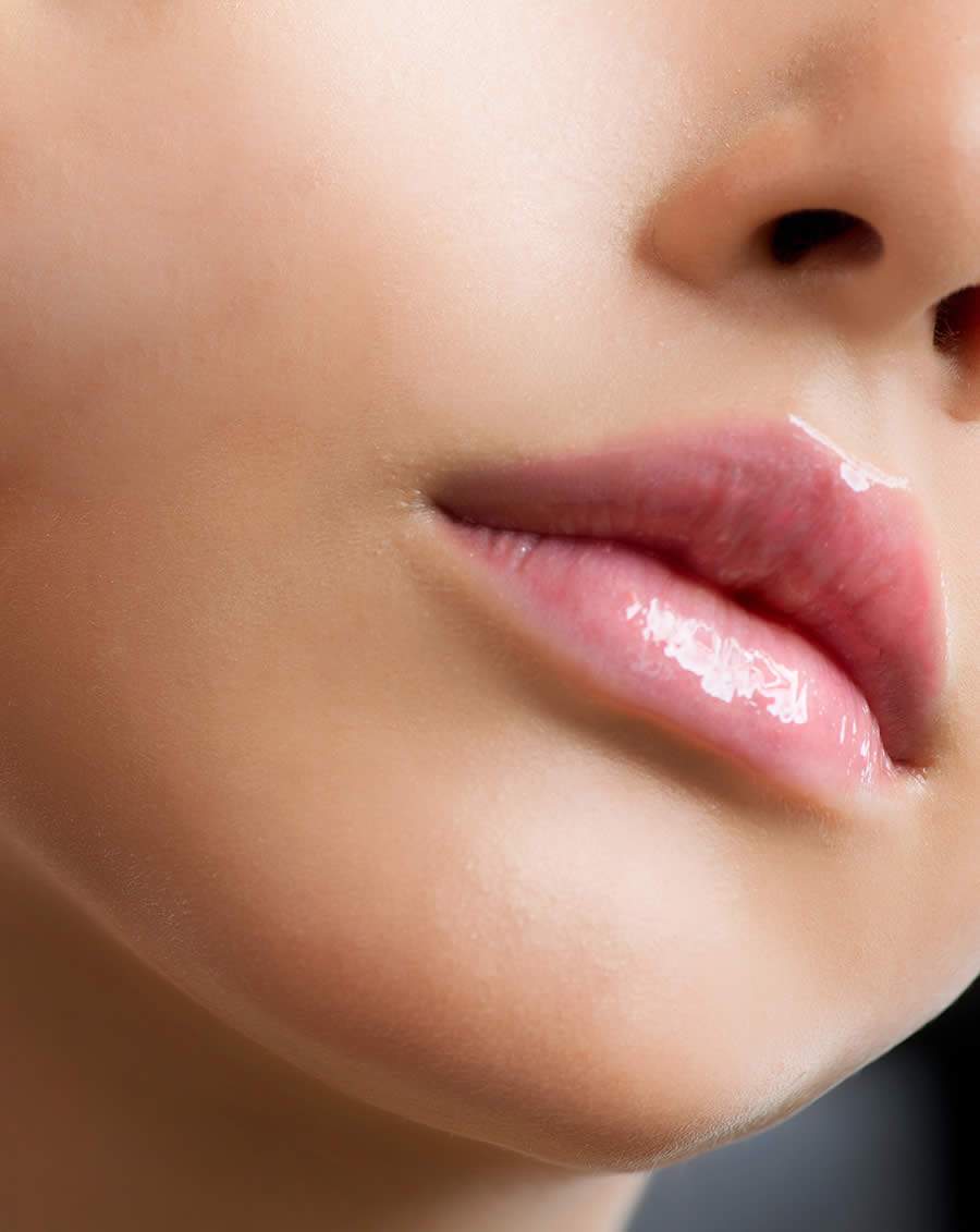 Lip balm pode contribuir para o ressecamento dos lábios durante o inverno
