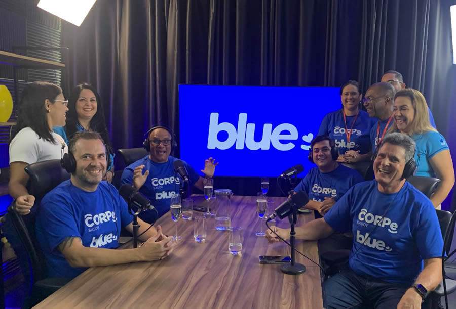 Foto: Gestores comerciais da CORPe Sa&uacute;de anunciam a novidade na live