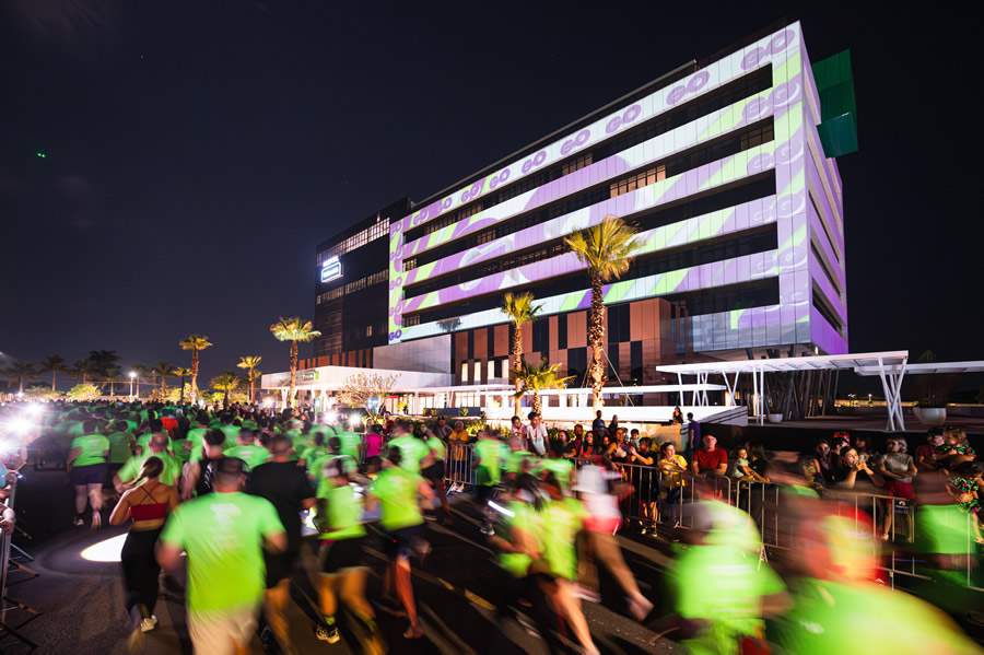 Unimed Londrina realiza corrida noturna para mais de 2 mil atletas com largada no novo hospital