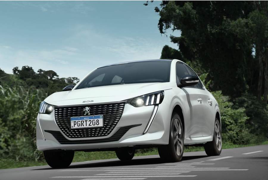 Peugeot 208: S&iacute;mbolo de Uma Revolu&ccedil;&atilde;o Urbana, Hatch Fica Ainda Mais Competitivo com Chegada da Linha 2024