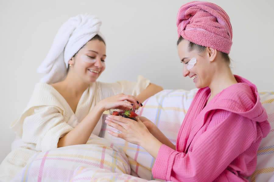 4 dicas de autocuidado para as mam&atilde;es colocarem em pr&aacute;tica e investirem em si mesmas