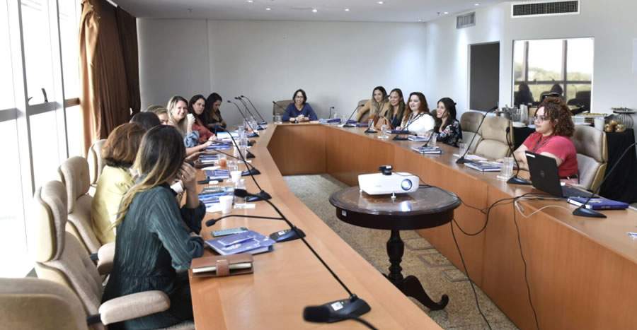 Legenda: Reuni&atilde;o do F&oacute;rum das Confedera&ccedil;&otilde;es, realizado em Bras&iacute;lia, com objetivo de debater os interesses do mercado segurador e estreitamento na discuss&atilde;o de temas comuns a diversos setores econ&ocirc;micos do pa&iacute;s - Cr&eacute;dito: divulga&ccedil;&atilde;o - CNseg