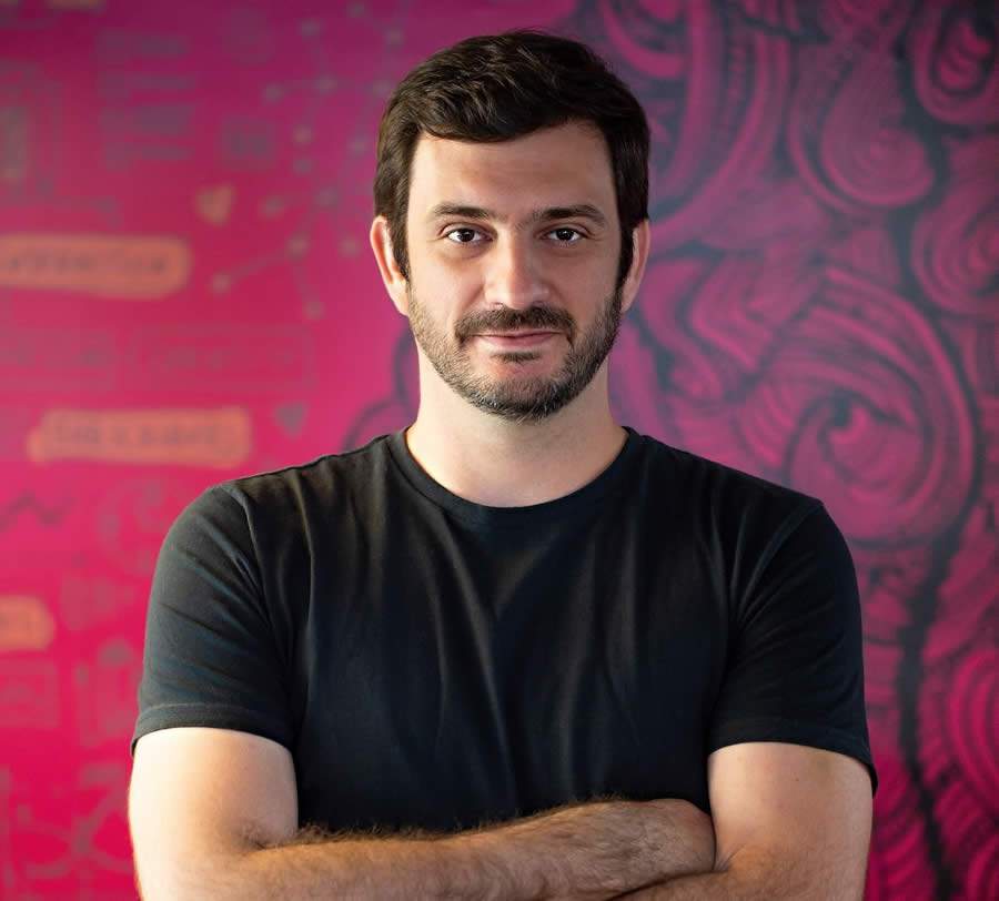 Leandro Rampazzo, da Godiva Propaganda, investiu em BI e hoje tem uma das maiores ag&ecirc;ncias de publicidade e propaganda de SP