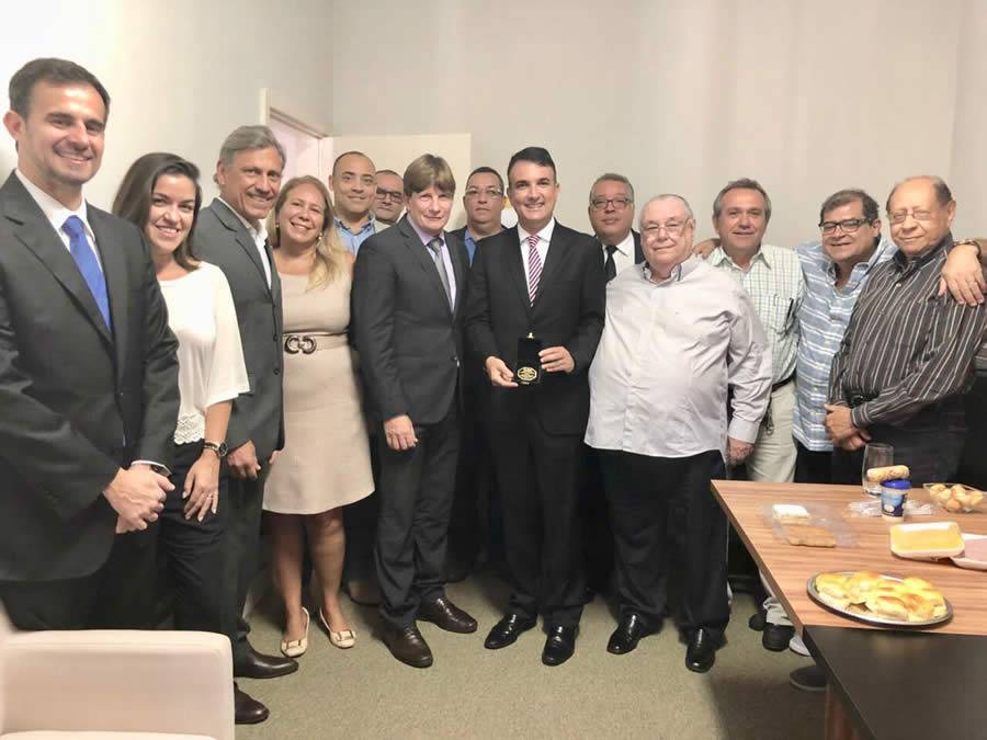 CCS-RJ promove caf&eacute; da manh&atilde; com superintendente da Bradesco Seguros