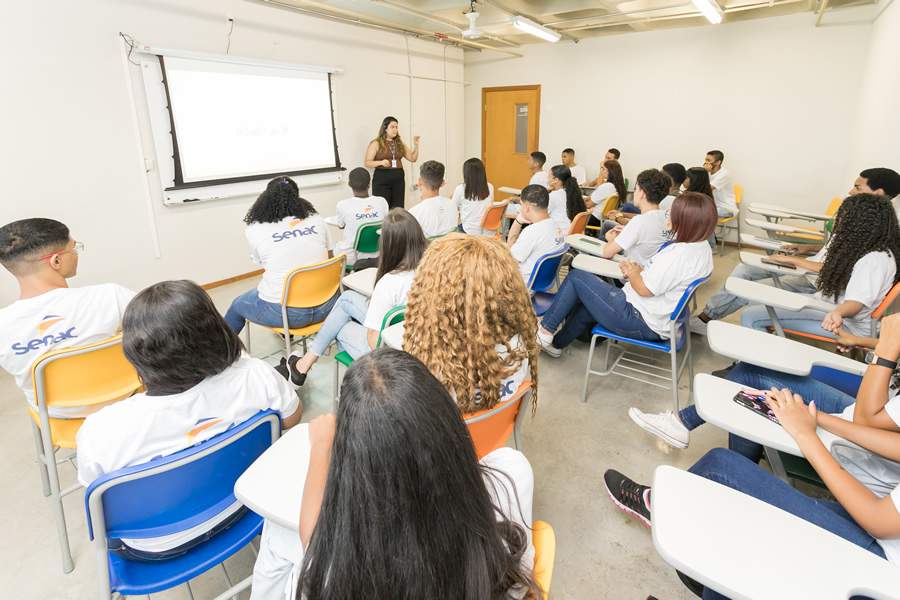 Senac tem seis vagas emprego em diferentes regiões do estado - Genilton Elias