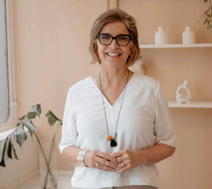 "Hoje, liderar &eacute; desenvolver pessoas, criar seguran&ccedil;a psicol&oacute;gica e sustentar conversas dif&iacute;ceis com empatia e clareza", diz Bia Tartuce - Cr&eacute;dito: Divulga&ccedil;&atilde;o