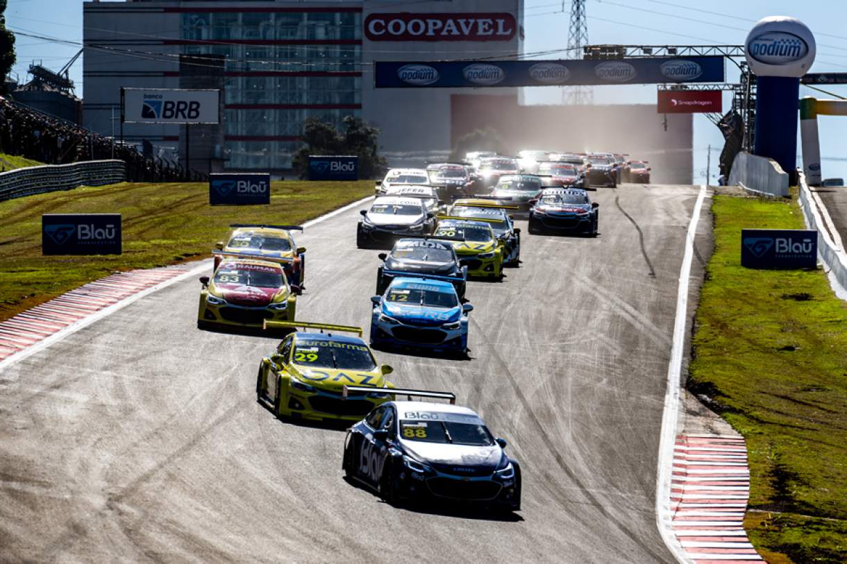 Stock Car tem 10 vencedores diferentes em 11 corridas no ano