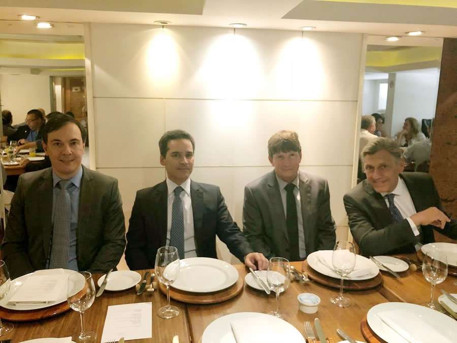 da esquerda para a direita, Eduardo Fazio, Francisco Caiuby Vidigal Filho, Jayme Torres e Amilcar Vianna