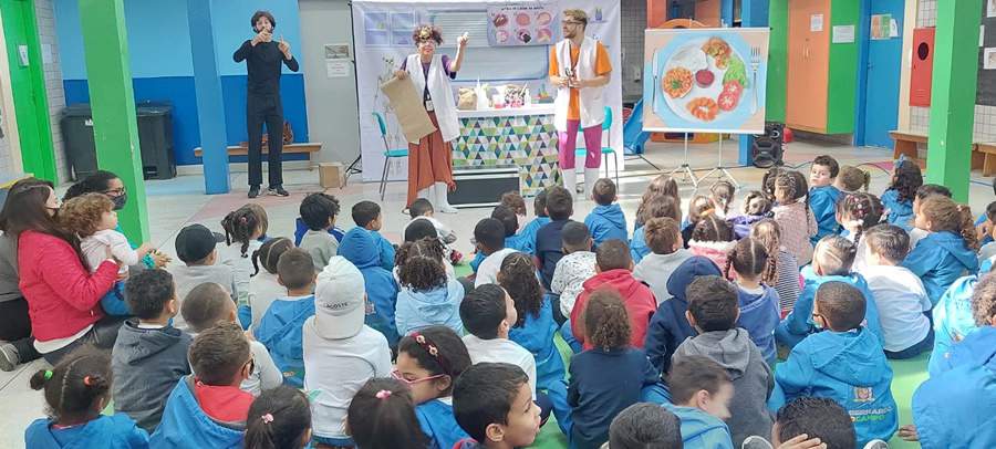 A pe&ccedil;a &ldquo;&Eacute; Hora do Lanche&rdquo; vai falar sobre alimenta&ccedil;&atilde;o saud&aacute;vel para 600 crian&ccedil;as do ensino b&aacute;sicoAllcare_Sa&uacute;de em Cena_2_Paulo Morando - Foto: IMD