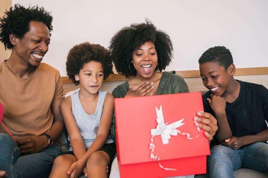 Como comprar o presente de Dia das M&atilde;es e ganhar cashback? Campanha do Cart&atilde;o de TODOS tem condi&ccedil;&otilde;es exclusivas