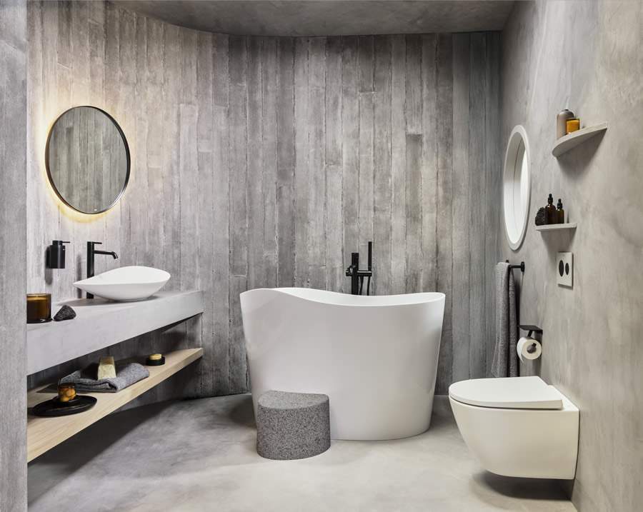 Curvas e assimetria presentes na cuba de apoio e banheira de imersão Ohtake, assinadas por Rodrigo Ohtake para a Roca. (Crédito: Ruy Teixeira)