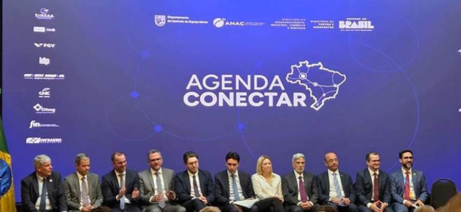  &nbsp;  Representantes do MPor e autoridades do setor aerovi&aacute;rio durante lan&ccedil;amento da Agenda ConcetAR, em Bras&iacute;lia (DF). Foto: Divulga&ccedil;&atilde;o/CNseg