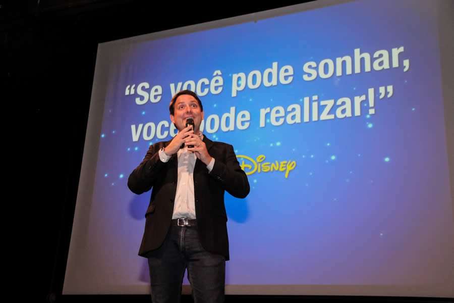 Caracter&iacute;sticas do profissional h&iacute;brido