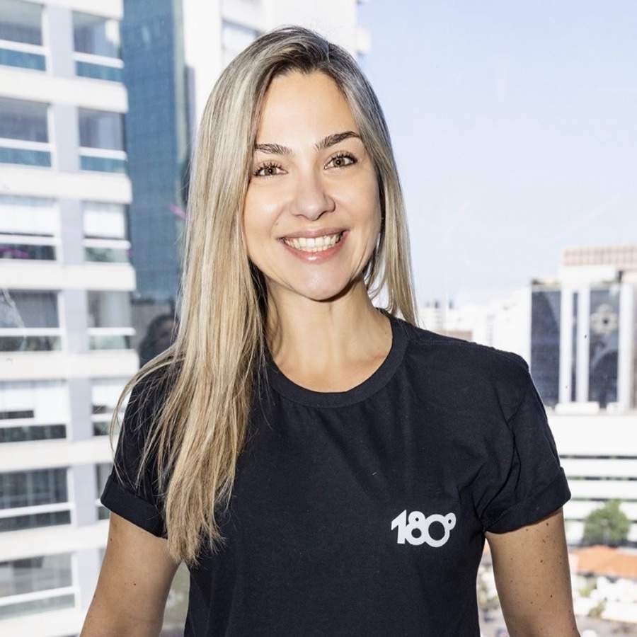 Renata Struckas, Head de Legal, Compliance e Gest&atilde;o de Riscos na 180&deg; Seguros