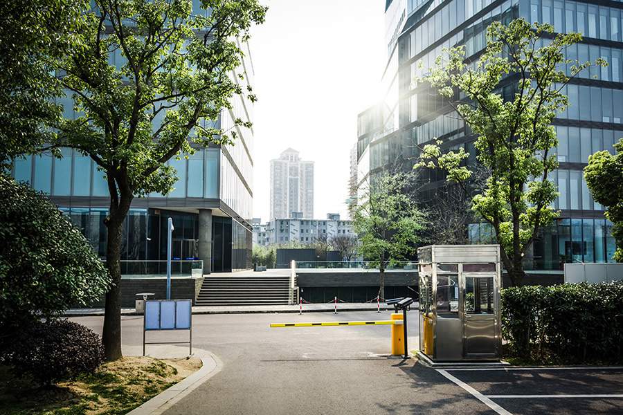 Alta da taxa de juros encarece financiamento imobili&aacute;rio e pede planejamento