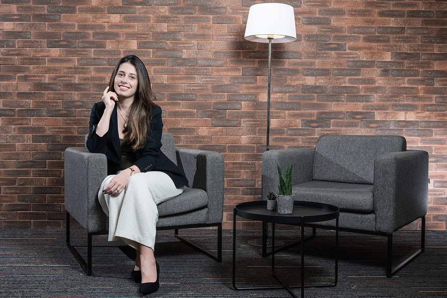 Ana Carolina Krentzenstein - Germano Luders, Companhia de Estágios