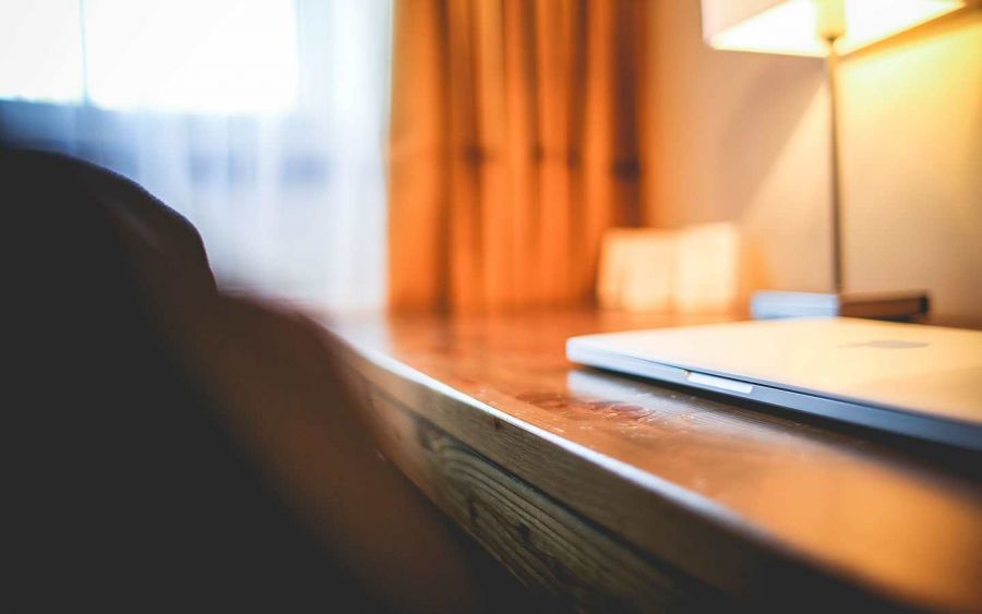 Especialista aponta atitudes para buscar promoções no trabalho