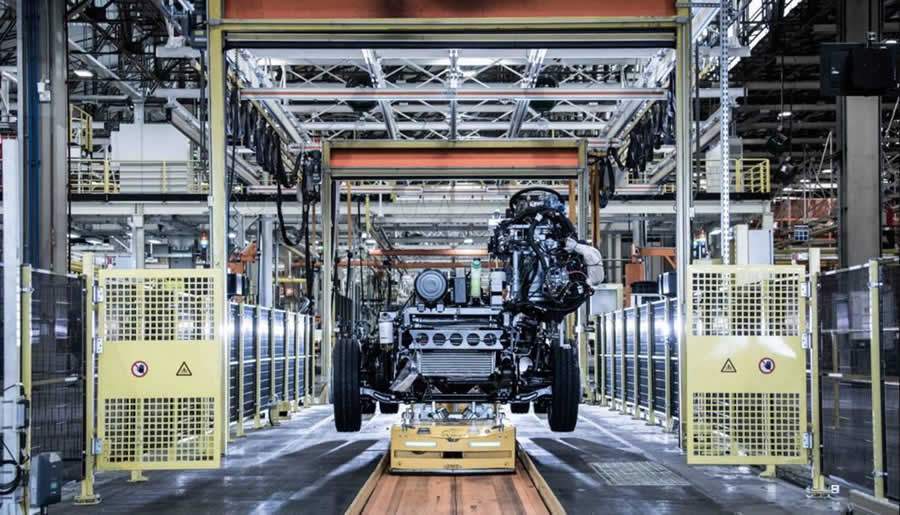 Mercedes-Benz inaugura a primeira fábrica 4.0 de chassis de ônibus do Brasil