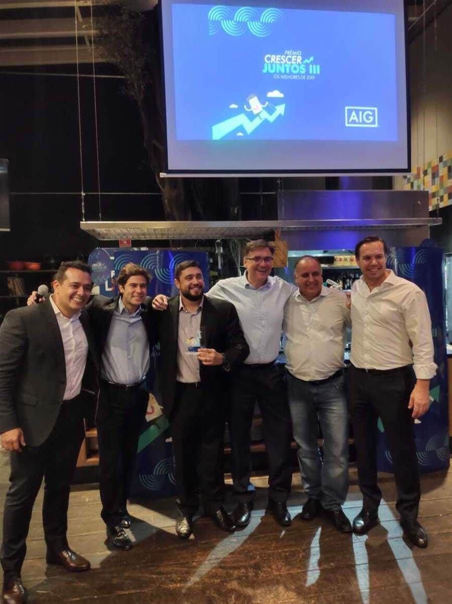 Jesu&iacute;to Ferreira (Repgen), Rodrigo Valadares (Gerente de Corretores Nacionais da AIG), Pablo Passos (Repgen), Edson Souza (Diretor de Produtos da AIG), Carlos Magalh&atilde;es (Repgen) e Martin Molla (Head de Marine da AIG)