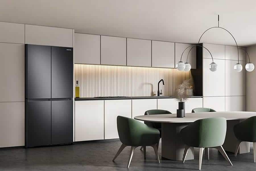 Geladeira RF59A da Samsung ganha nova op&ccedil;&atilde;o de cor em Black Inox