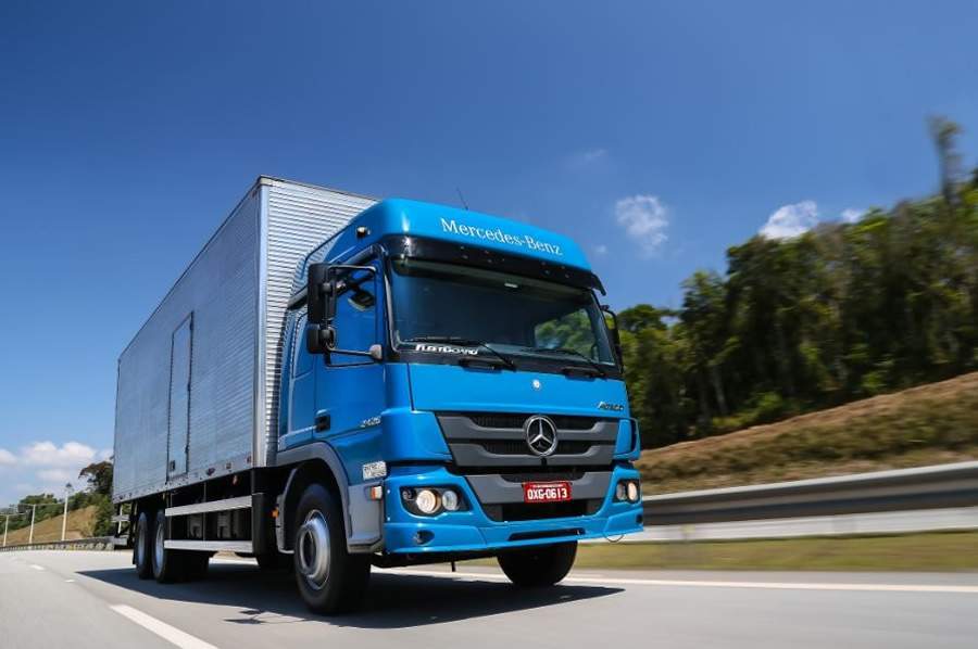 Mercedes-Benz Atego 2426 &eacute; o caminh&atilde;o com maior valor de revenda do Brasil entre todos os modelos do mercado