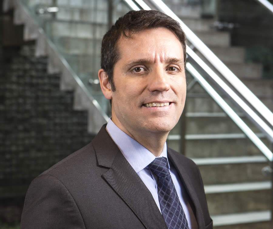 Marcelo Rosal, gerente do Porto Seguro Carro F&aacute;cil