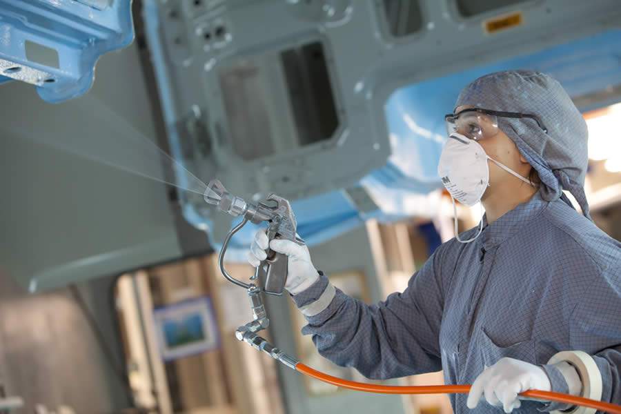 Volkswagen Caminhões e Ônibus retomará a produção dia 27 de abril