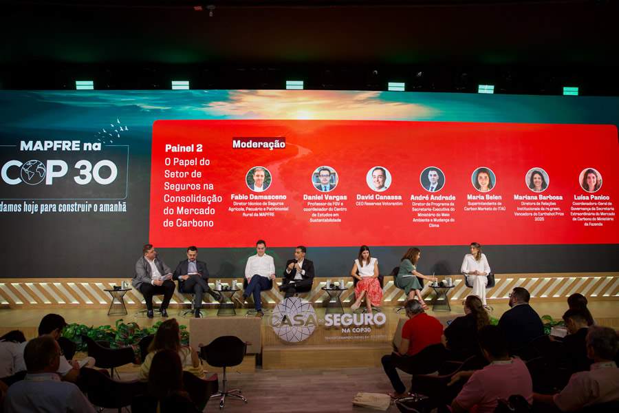 Fabio Damasceno mediou o painel com especialistas durante a Casa do Seguro.