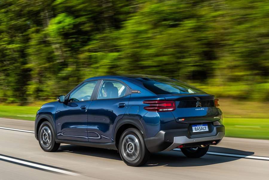 Citro&euml;n Basalt chega ao Brasil a partir de R$ 89.990 unindo espa&ccedil;o interno e estilo Coupe no SUV mais acess&iacute;vel do mercado