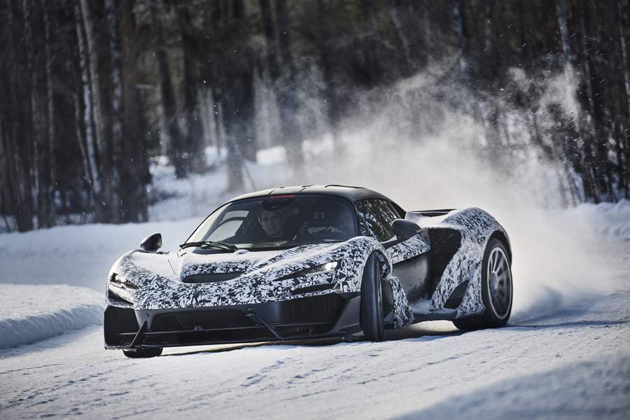 Protótipo do McLaren W1 em testes no Círculo Polar Ártico - (McLaren Automotive)