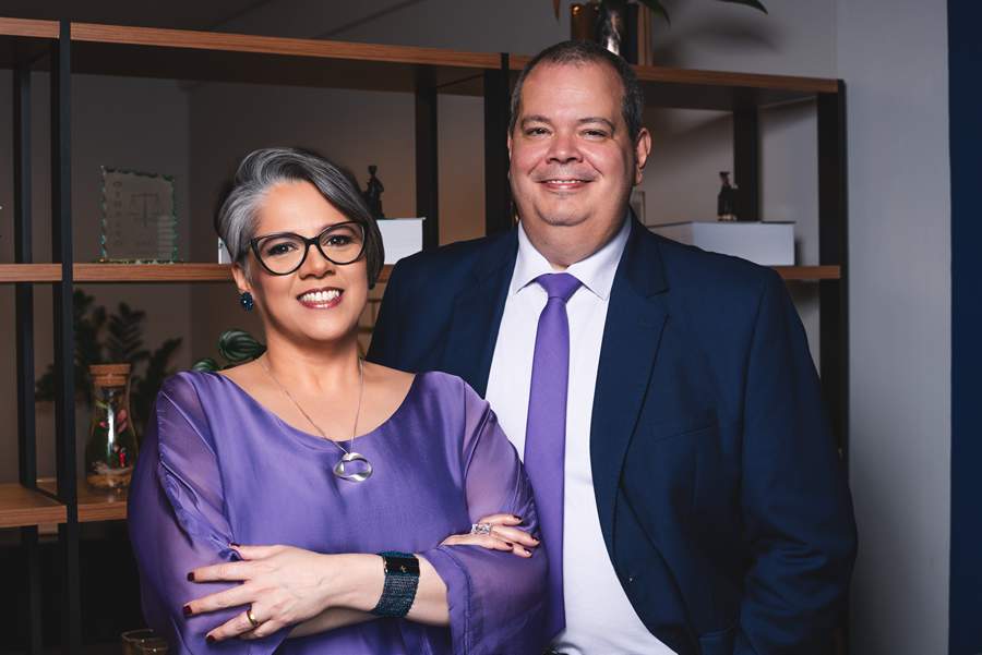 O casal de advogados especialista em negócios Andreia e Marcelo Barreira - Yara Tomei